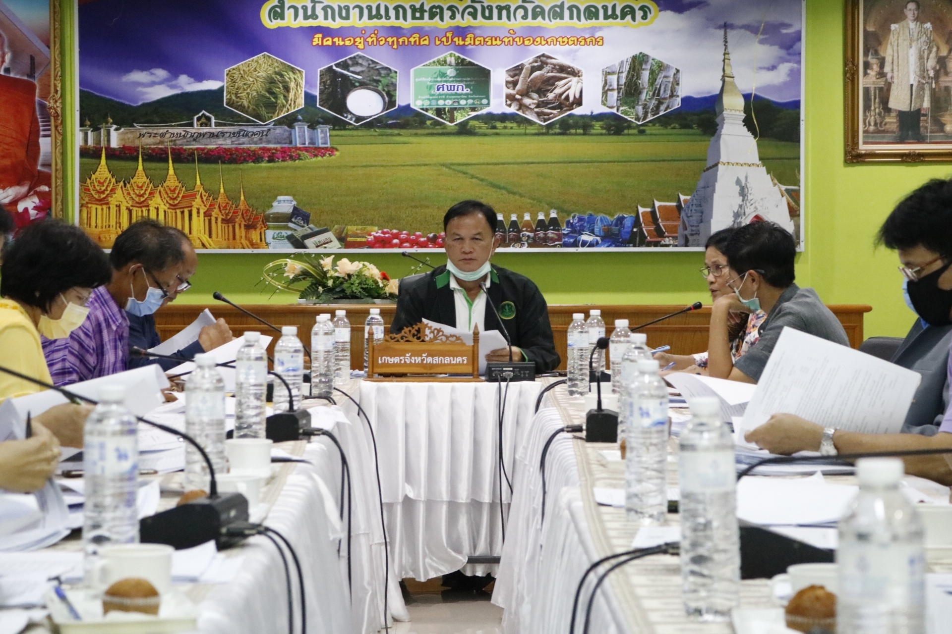 You are currently viewing ประชุมคณะกรรมการอำนวยการขับเคลื่อนงานนโยบายสำคัญและการแก้ไขปัญหาการเกษตร ระดับจังหวัด (CoO)